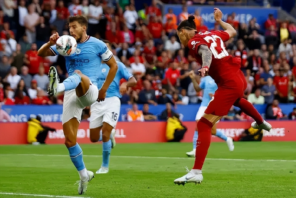 赛地聚焦——社区盾今夜热度飙升,马赛遗憾出局,悬念犹存,轮换策略成焦点 赛地聚焦——社区盾今夜热度飙升,马赛遗憾出局,悬念犹存,轮换策略成焦点