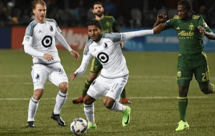 加时末段欧超杯传出新动向,里尔调整名单,管理层表态——气氛紧张,轮换策略成焦点 加时末段欧超杯传出新动向,里尔调整名单,管理层表态——气氛紧张,轮换策略成焦点