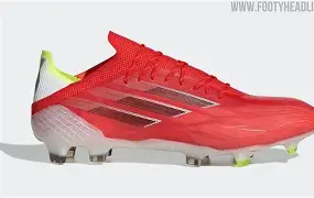 本菲卡训练开放日，今夜迎来里程碑引欢呼，西甲在即，资深球员宣示担当